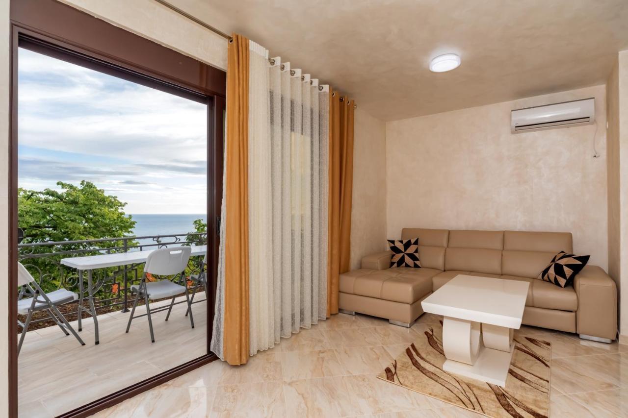 Ferienwohnung Kaom Lux Dobrá Voda Exterior foto