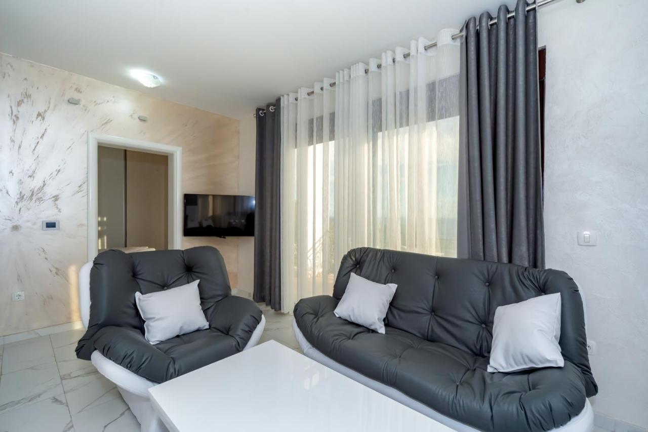 Ferienwohnung Kaom Lux Dobrá Voda Exterior foto